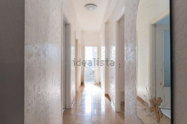 appartamento in vendita a Napoli in zona Arenella