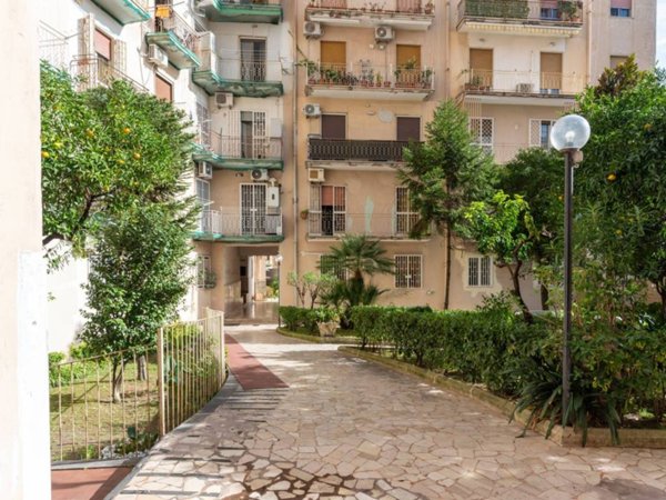 appartamento in vendita a Napoli in zona Arenella