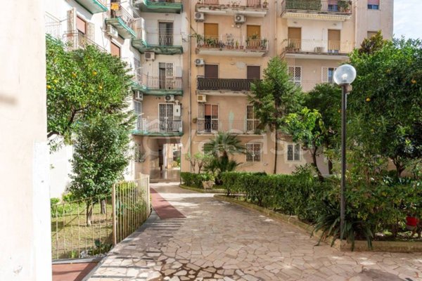 appartamento in vendita a Napoli in zona Arenella