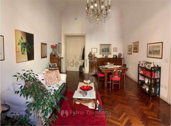 appartamento in vendita a Napoli in zona Pendino / San Giuseppe