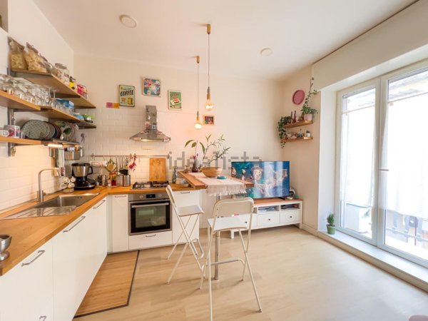 appartamento in vendita a Napoli in zona Pendino / San Giuseppe