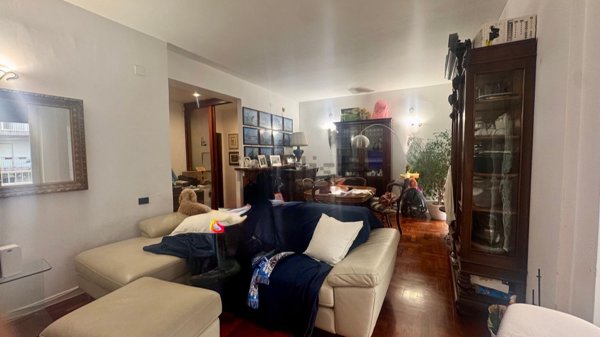 appartamento in vendita a Napoli in zona Arenella