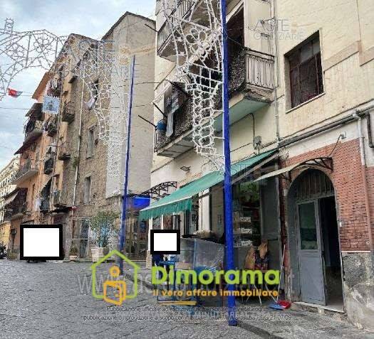 appartamento in vendita a Napoli in zona Pendino / San Giuseppe