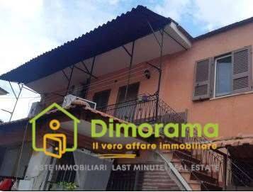 appartamento in vendita a Napoli in zona Bagnoli