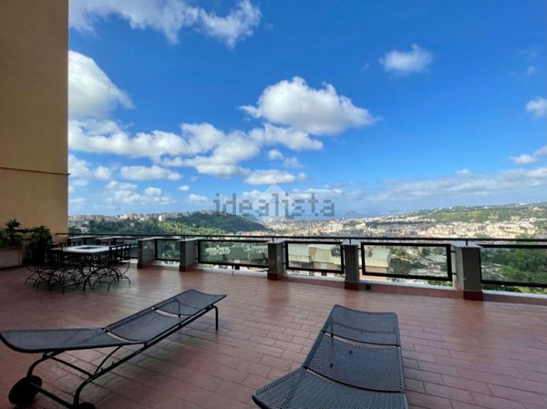 appartamento in vendita a Napoli in zona Posillipo