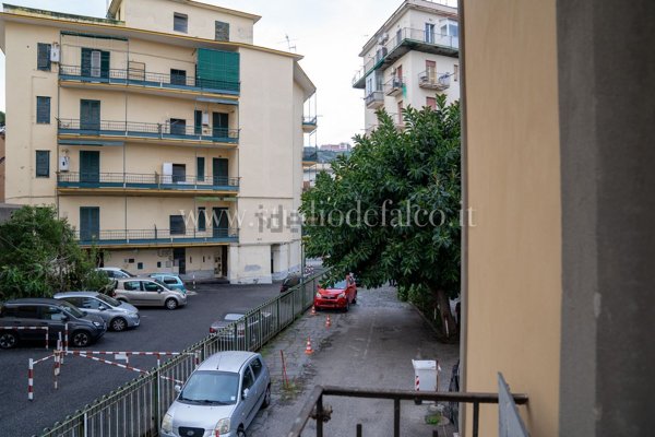 appartamento in vendita a Napoli in zona Bagnoli