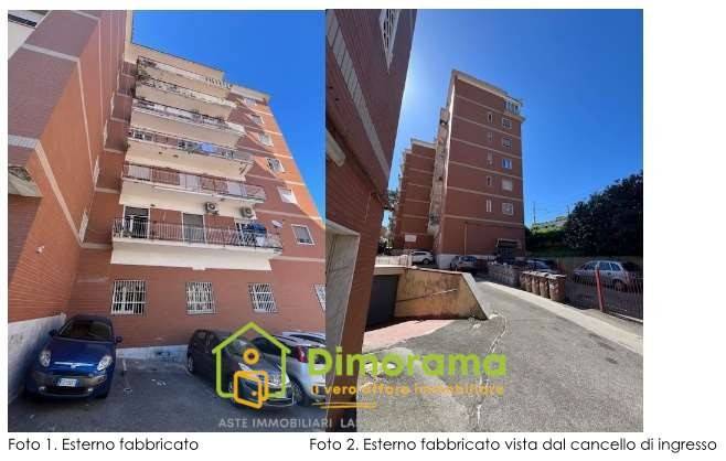 appartamento in vendita a Napoli in zona Bagnoli