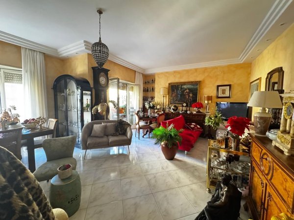 appartamento in vendita a Napoli in zona Arenella