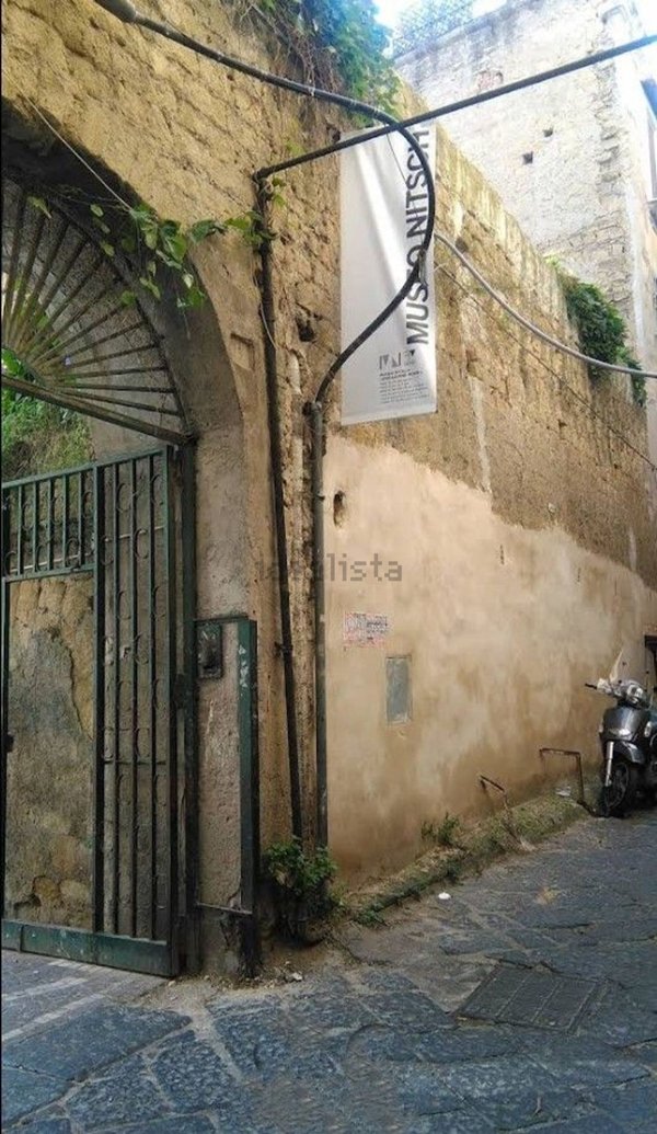 appartamento in vendita a Napoli