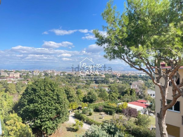 appartamento in vendita a Napoli in zona Vomero