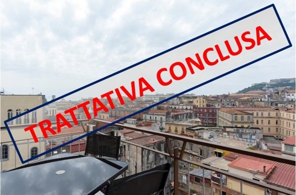 appartamento in vendita a Napoli in zona Chiaia