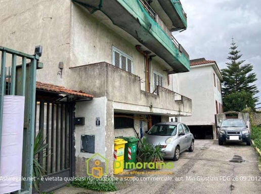 appartamento in vendita a Napoli in zona Capodichino