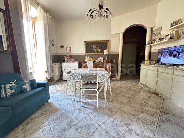 appartamento in vendita a Napoli in zona Mercato