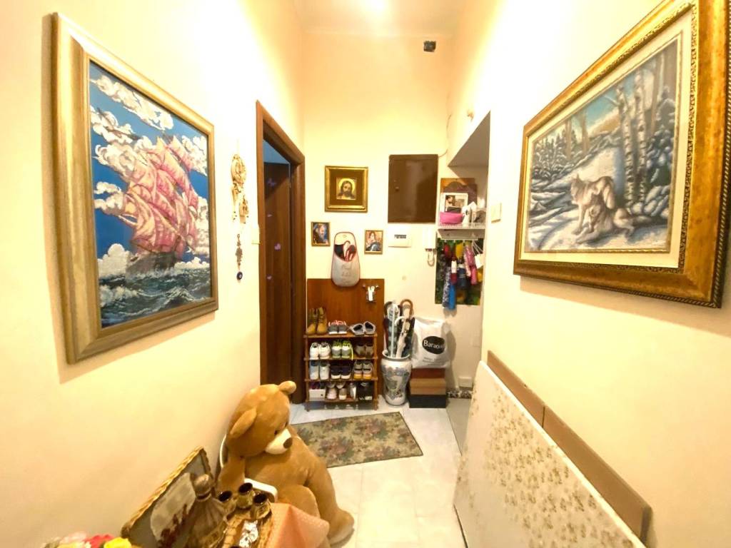 appartamento in vendita a Napoli in zona Pendino / San Giuseppe