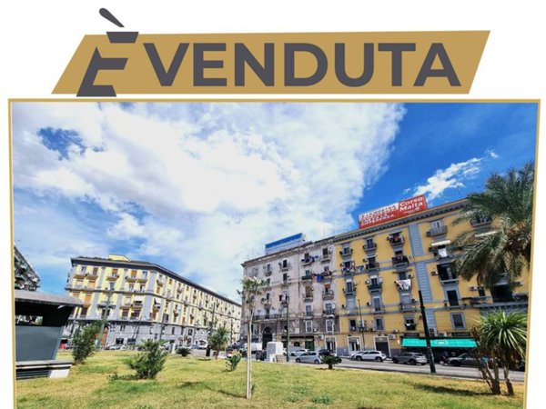 appartamento in vendita a Napoli