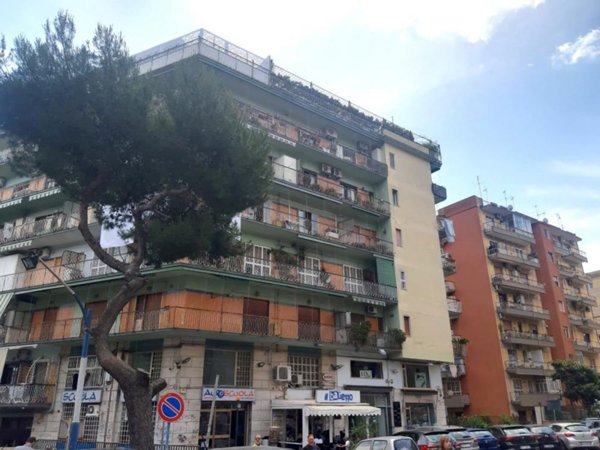 appartamento in vendita a Napoli in zona Capodimonte / Colli Aminei