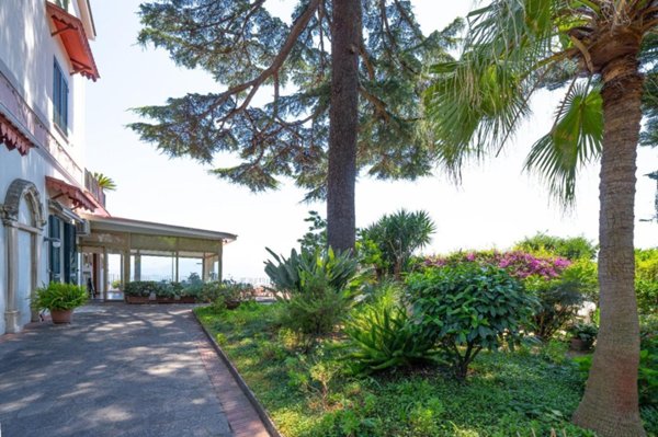 appartamento in vendita a Napoli in zona Vomero