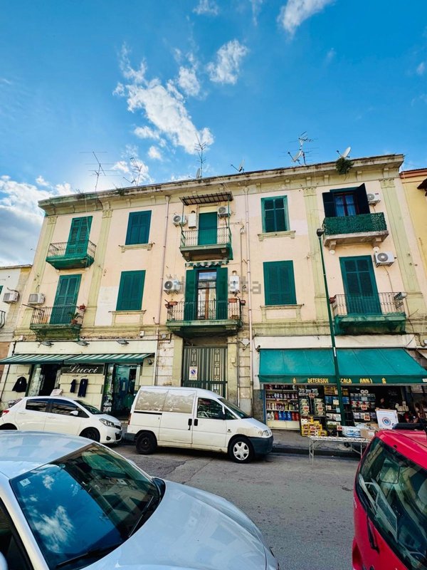 monolocale in vendita a Napoli in zona Secondigliano