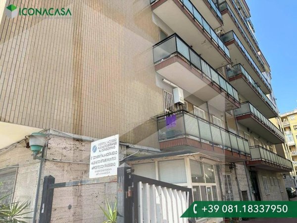 casa indipendente in vendita a Napoli in zona Arenella