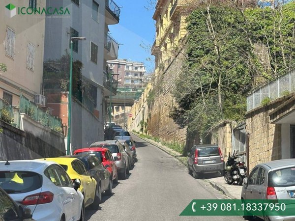 appartamento in vendita a Napoli in zona Arenella