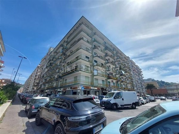 appartamento in vendita a Napoli in zona Fuorigrotta