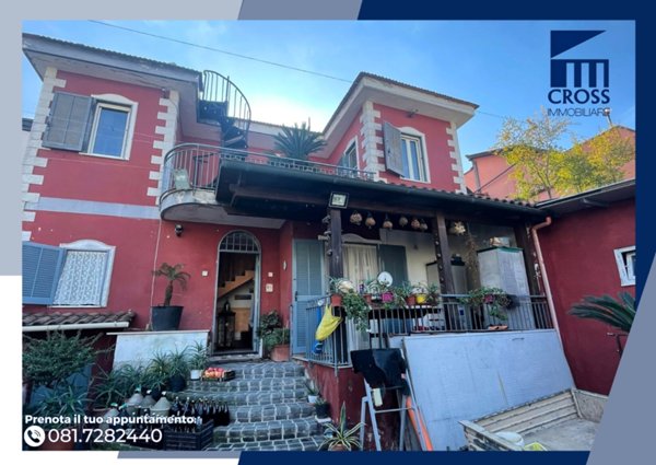 casa indipendente in vendita a Napoli in zona Soccavo