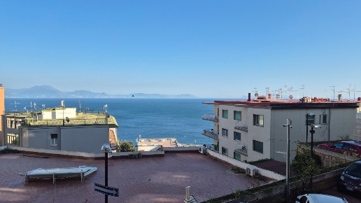 appartamento in vendita a Napoli in zona Posillipo