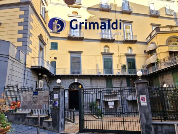 appartamento in vendita a Napoli