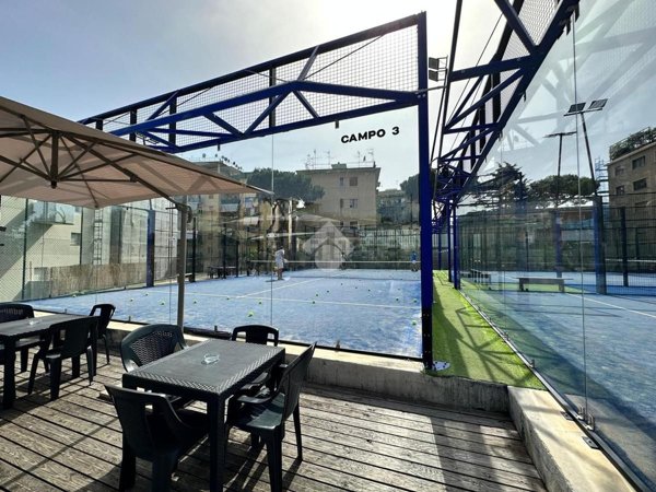 appartamento in vendita a Napoli in zona Arenella