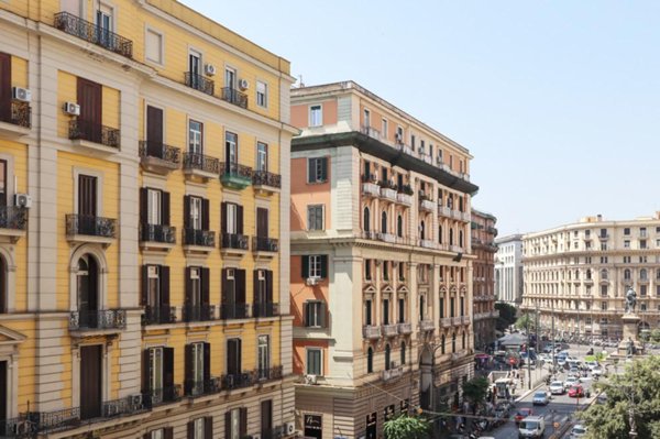 appartamento in vendita a Napoli in zona Stella