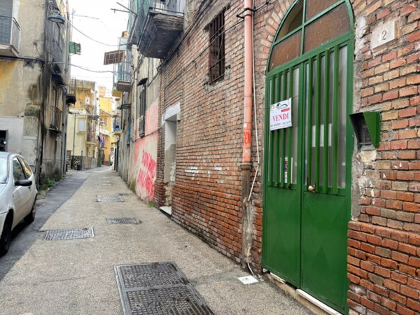 appartamento in vendita a Napoli in zona Ponticelli