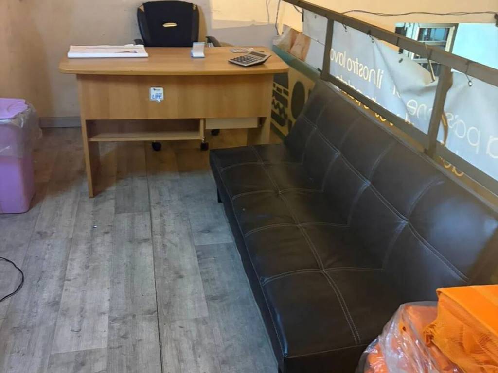 negozio in vendita a Napoli in zona Chiaia