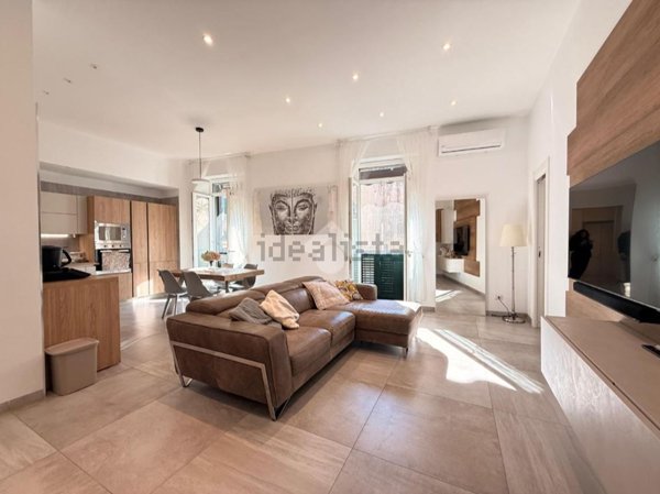 appartamento in vendita a Napoli in zona Montecalvario