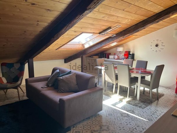 appartamento in vendita a Napoli in zona Pendino / San Giuseppe