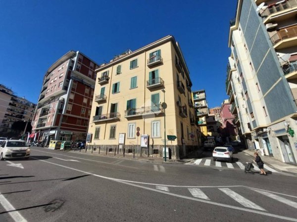 appartamento in vendita a Napoli in zona Arenella