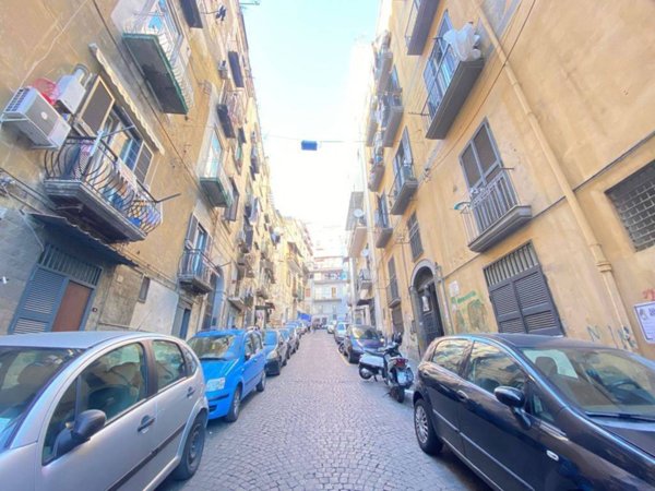 appartamento in vendita a Napoli