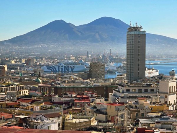 appartamento in vendita a Napoli