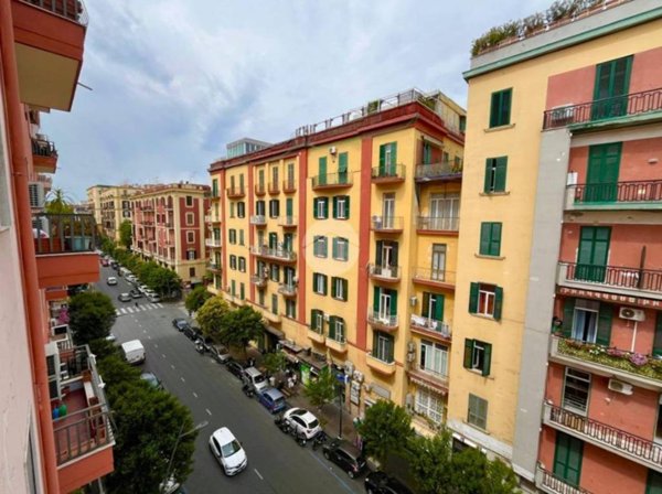 appartamento in vendita a Napoli in zona Arenella