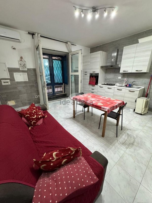 appartamento in vendita a Napoli in zona Arenella