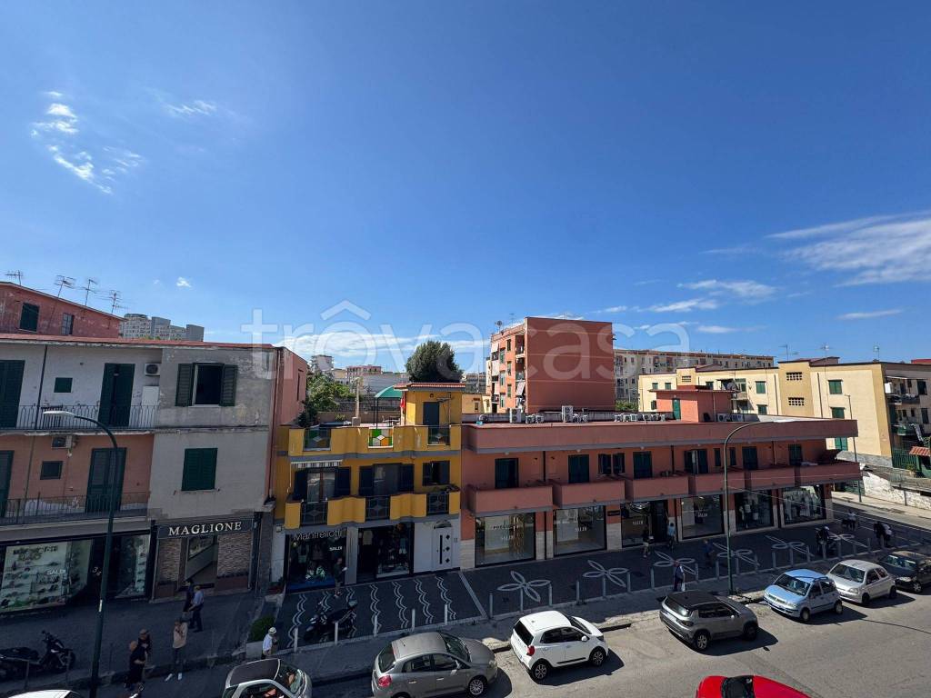 appartamento in vendita a Napoli in zona Ponticelli