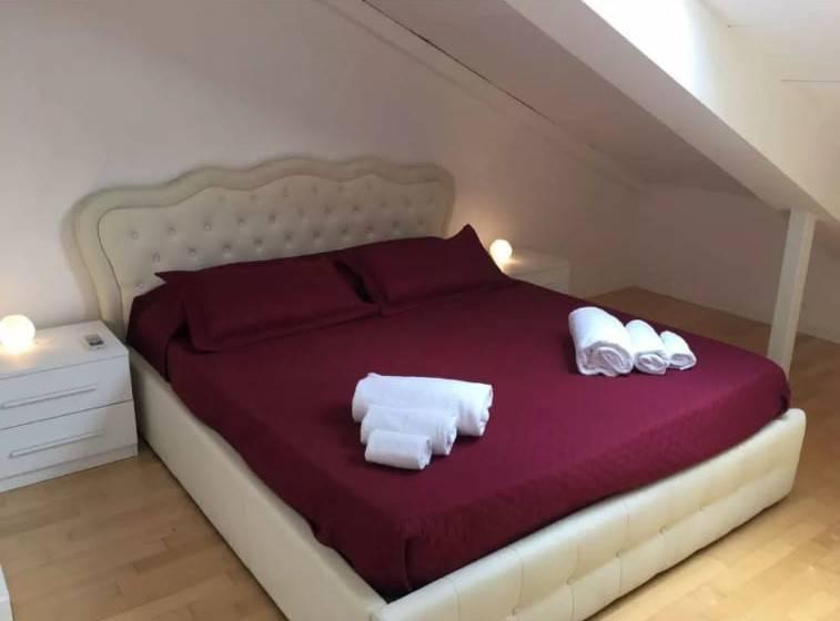 appartamento in vendita a Napoli in zona Pendino / San Giuseppe