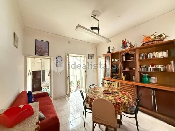 appartamento in vendita a Napoli in zona Avvocata