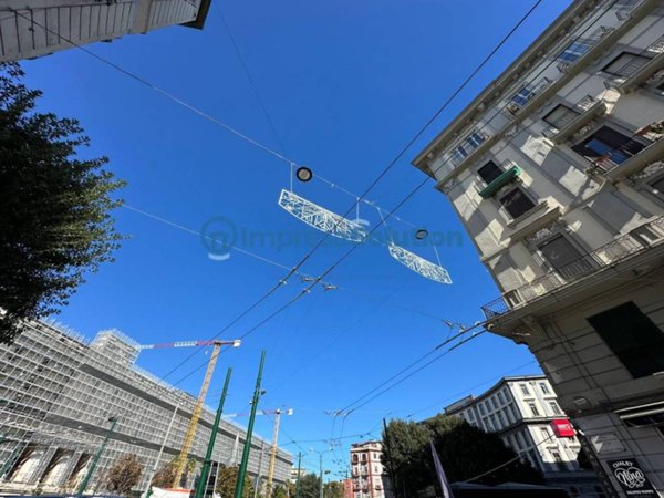 ufficio in vendita a Napoli in zona Pendino / San Giuseppe