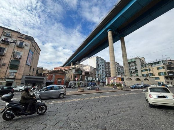 appartamento in vendita a Napoli in zona Capodichino