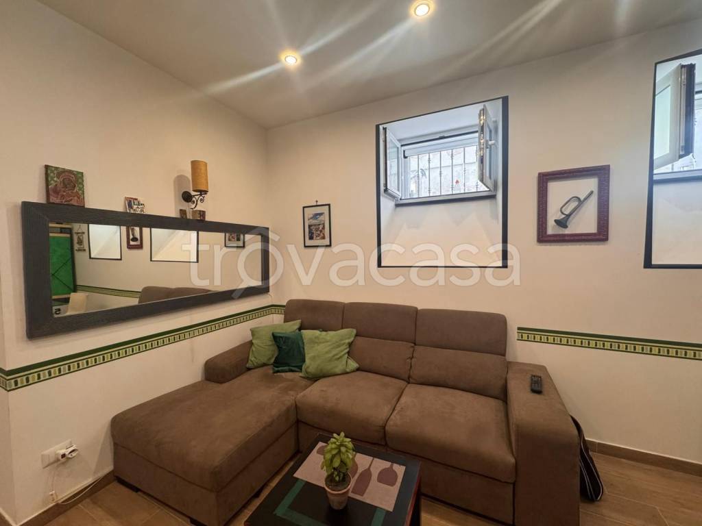 appartamento in vendita a Napoli in zona Bagnoli