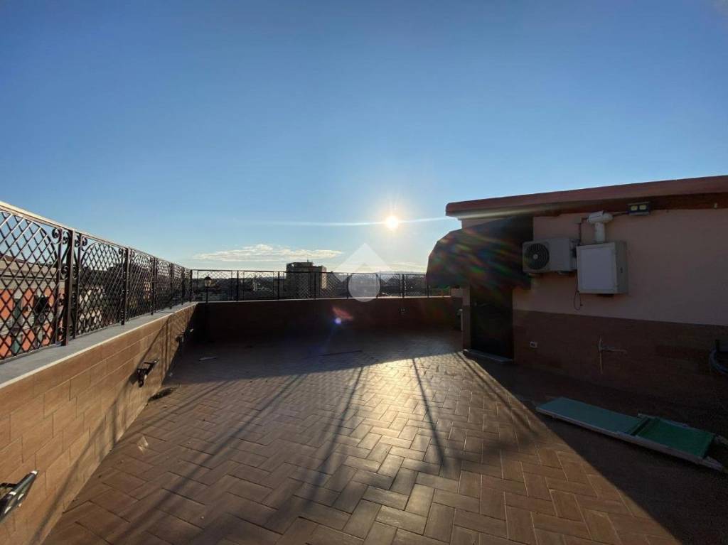 appartamento in vendita a Napoli in zona Secondigliano