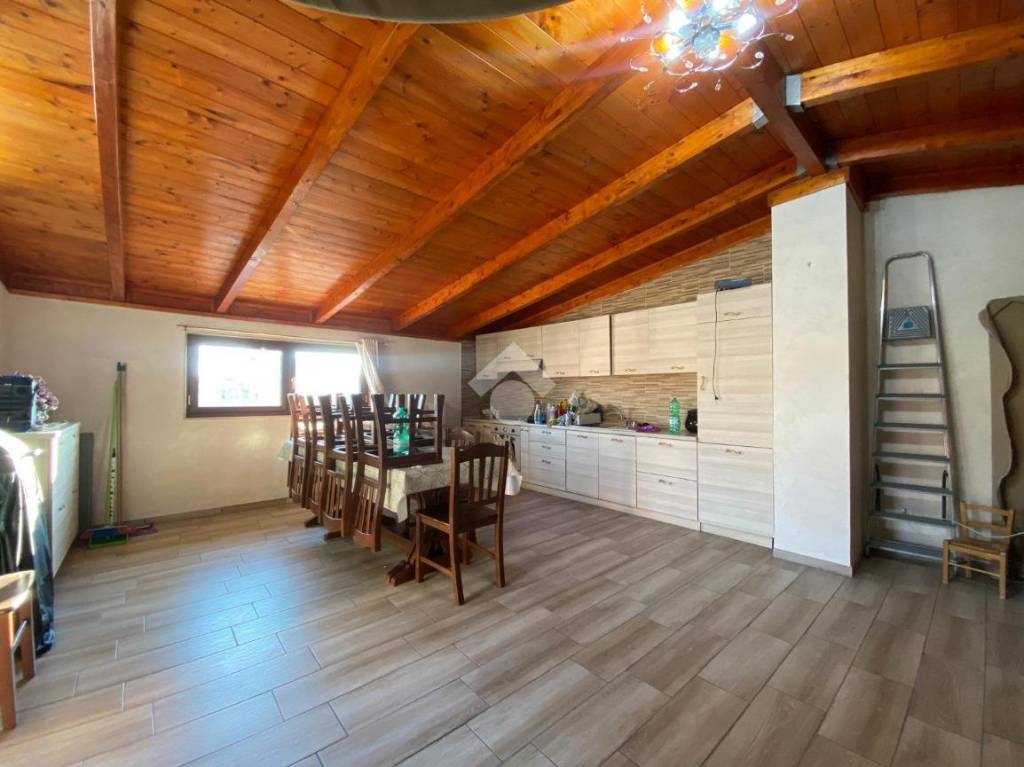 appartamento in vendita a Napoli in zona Secondigliano