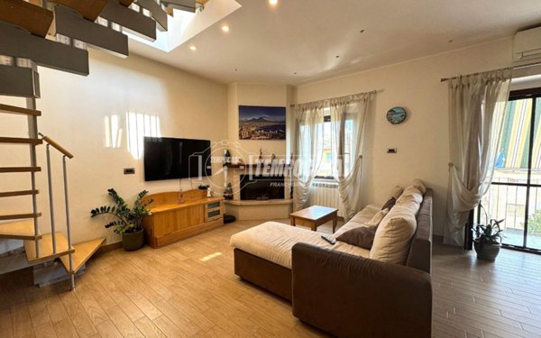 appartamento in vendita a Napoli in zona Soccavo