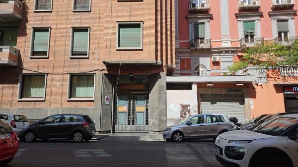 negozio in vendita a Napoli in zona Chiaia