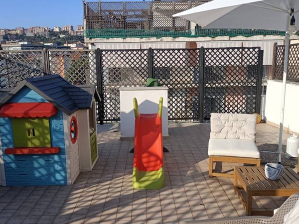 appartamento in vendita a Napoli in zona Fuorigrotta